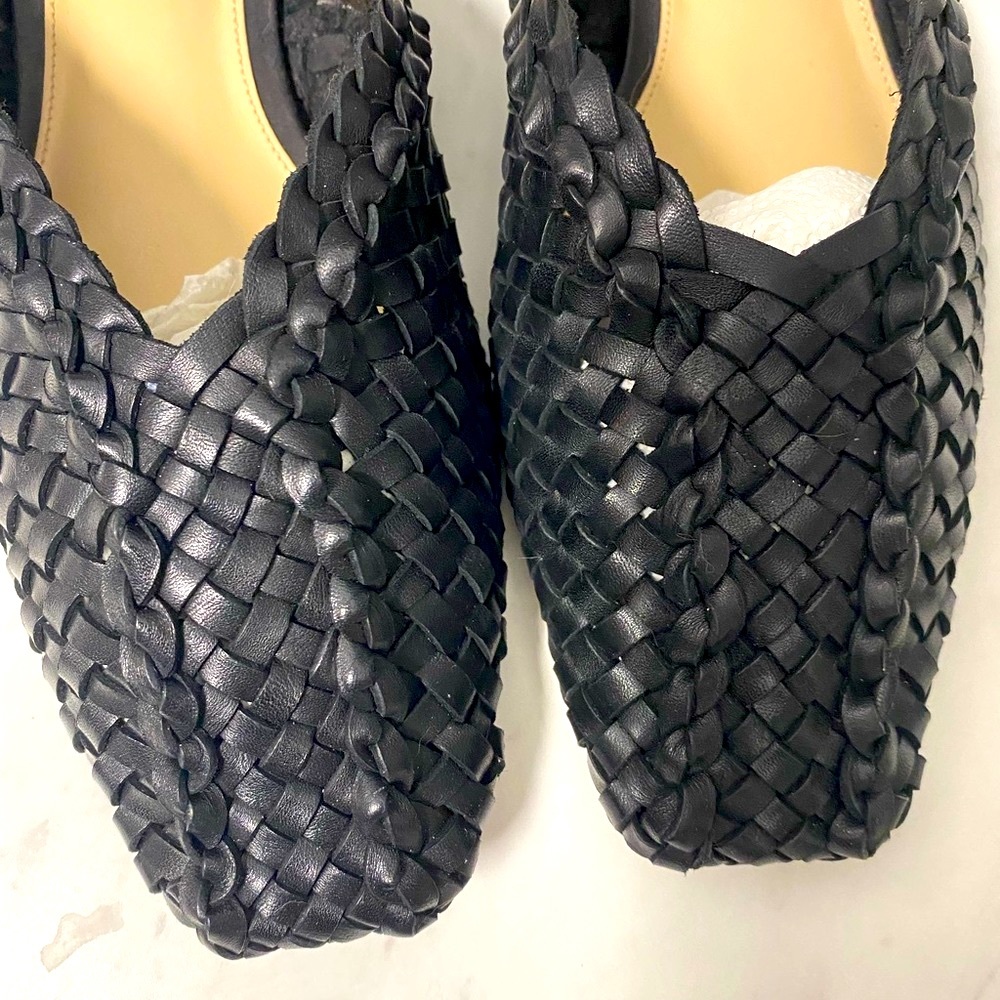 Beautiful Vince Camino woven leather mules. Very comfortable in black low heel.